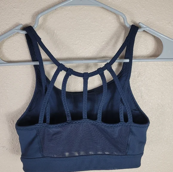Athleta Max Out Chi Woman's Bra blue Sz XXS - Picture 2 of 8
